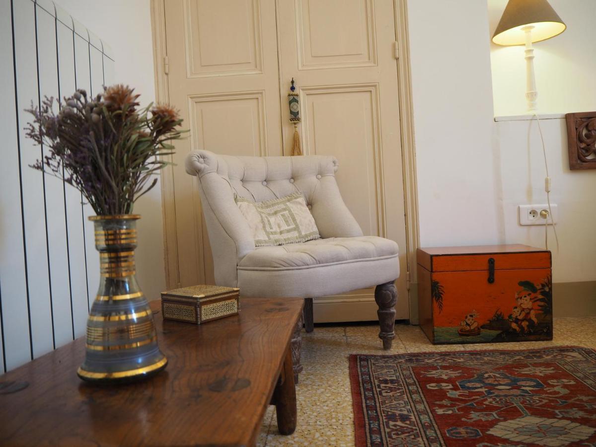 Maison Velvet